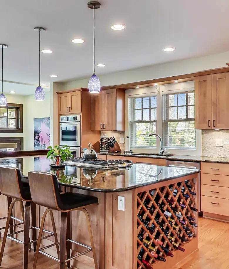 Description of first image