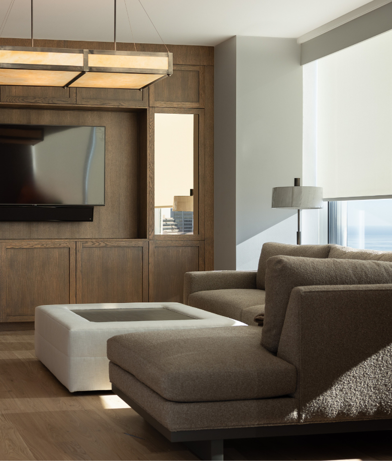 Description of first image