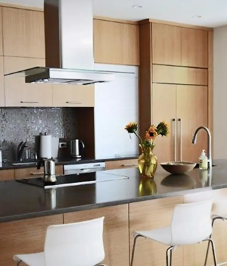 Kitchen remodel cabinets Winnetka by BradleyBuilt