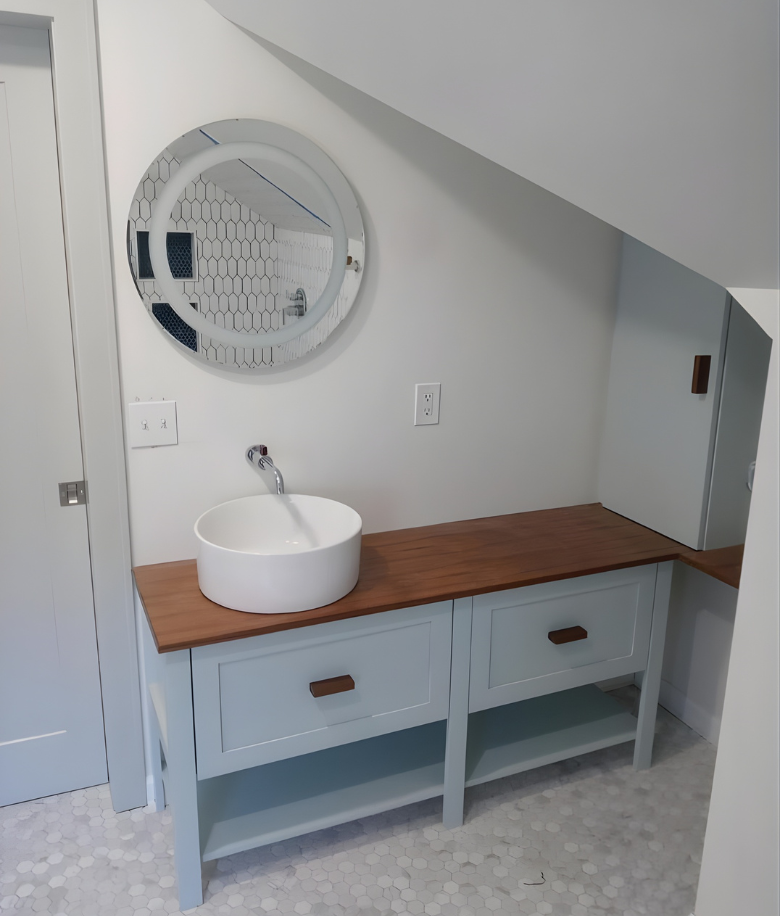 Bespoke Walk-in Closet 